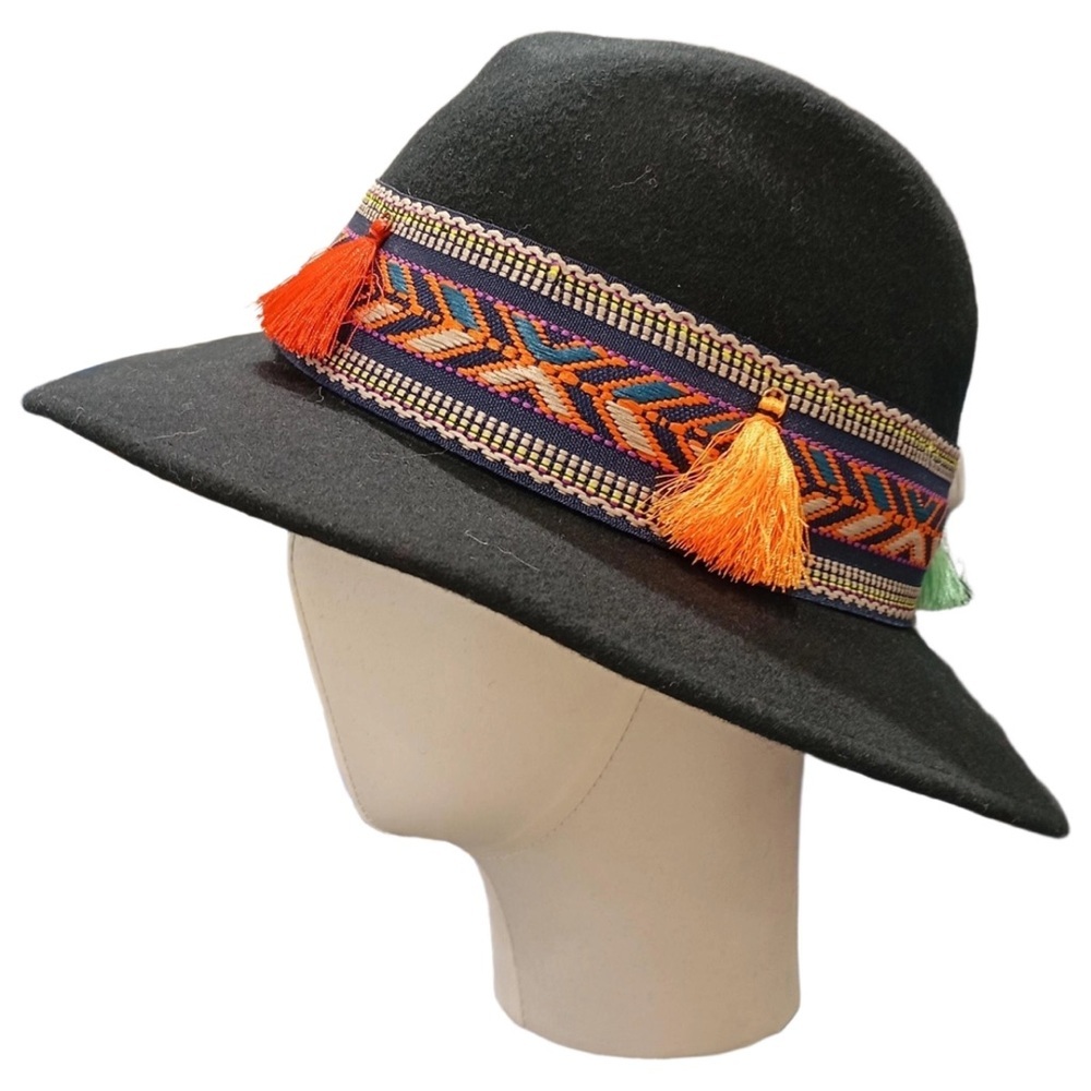 MadeInItaly Intrend by MaxMara Accessories Felt Fedora with Embroidered Ribbon.